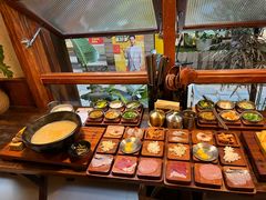 -银米·云南传统过桥米线(双廊黑金冠店)