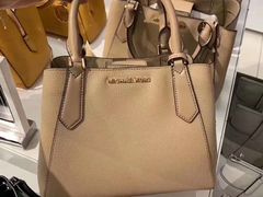 -王权免税店(普吉市区店)