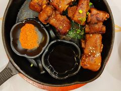 个旧烤猪蹄-云海肴·汽锅鸡·云南菜(苏州中心店)