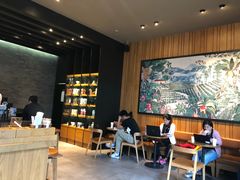大堂-星巴克(苏州昆山花桥游站店)