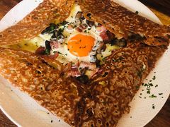 鸡蛋蘑菇熏肉荞麦可丽饼-RAC BAR(安福路店)