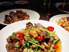 -肆海小川菜酒馆Wine Bistro (青年路店)