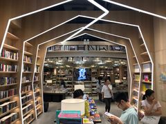 -覔书店(壹方城店)
