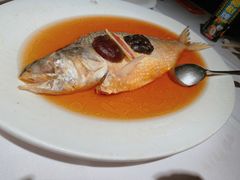 招牌中式清蒸鲥鱼-苏浙汇(古北店)