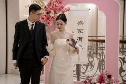 -纯色时光婚纱艺术馆WHITE