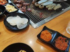 -肉甲韩国木炭烤肉(新壹街1店)