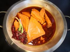 -王婆乔鲜鱼自助火锅(蜀汉路店)
