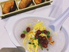 榴莲千丝酥-稻香酒家·34年老字号·港式粤菜(汉街店)