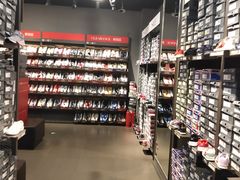 -New Balance(王府井奥莱·香江小镇店)