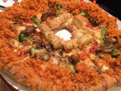 鲍旺财比萨-必胜客(绿地新都会店)