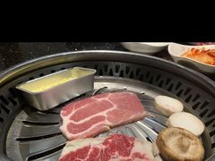 -木槿花韩式炭烤·熟成肉工坊(孙文东路店)