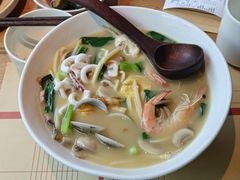 -荣家黄鱼面(南京西路店)