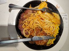-汤姆家的牛排意面披萨(新城市广场店)