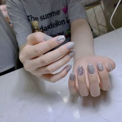 -H12 STAR日式美甲美睫专门店