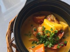 -Lanterns Vietnamese Restaurant