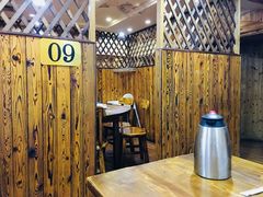 大堂-老东镇啤酒屋海鲜加工·蒸汽海鲜·海鲜烧烤(台东店)