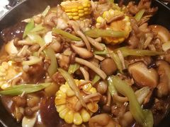 鸡汁菌菇牛蛙锅-武松家(丰益桥店)
