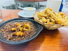 肥肠粉丝煲-胡子饮食店