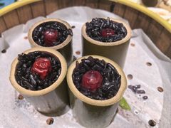 竹筒乌米饭-阿露佳·舌尖上的安吉菜