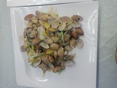 -范饭椰林川湘味海鲜·椰子鸡(三亚湾椰梦长廊店)