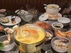 -半岛翡丽海鲜自助餐厅(观风亭店)