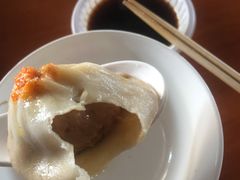 蟹粉小笼包-忆秦园小笼包(惠山古镇总店)