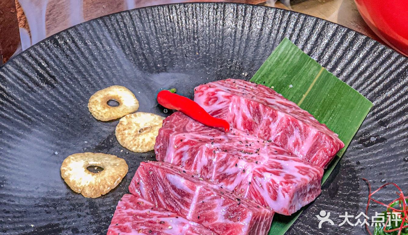 日式烤肉居然有劳斯莱斯星空顶??!