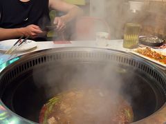 -哈尔滨烧烤·山河村铁锅炖(交大店)