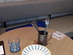 -必胜客(上海华谊新所店)