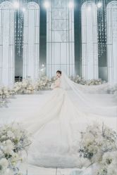 -Lady  Jane高端婚纱礼服馆