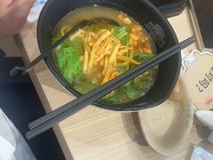 -桂在香知桂林米粉(红博中央公园店)