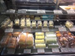 -红宝石·鲜奶小方·海派西点房(南丹店)