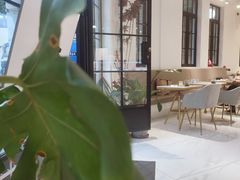 -Fridi Patisserie Cafe