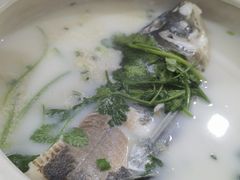 -天乐农家鱼头王(天目湖店)