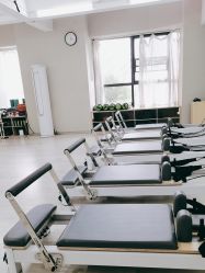 -OM瑜伽教练培训学院