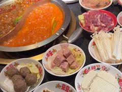 -沸炉重庆老火锅(军事博物馆店)