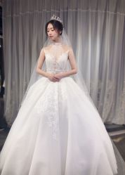 -艾米丽婚纱礼服