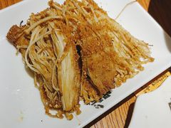 -喝丢一只鞋海鲜烧烤(市场店)