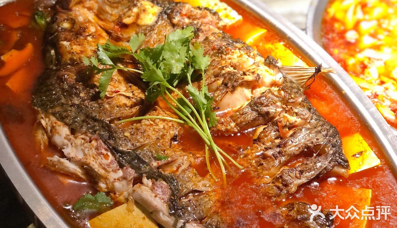 大口吃肉大碗喝酒，舒坦。御上唐烤·格调烧烤(交大店)