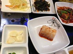 -青松馆韩国料理(香港中路佳世客店)