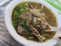 -布尔津河堤夜市