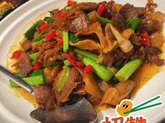 小炒肉-坛宗剁椒鱼头(河西王府井店)