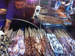 -好吃街美食城(八一广场店)