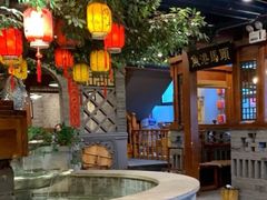 -万里闯关东铁锅炖菜馆(高新旗舰店)