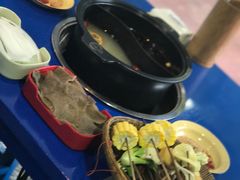 -马路边边·成都串串(翠柏路店)