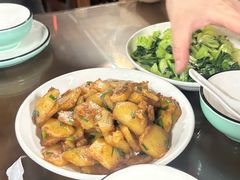 -芦茨金富饭庄·25年老字号·专做稻草鸡