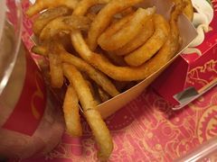 -麦当劳(乳山路店)