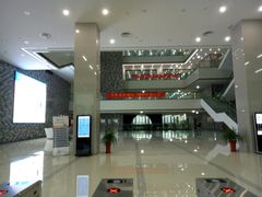 大厅-泰州学院济川路校区-图书馆