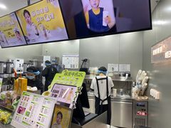 -沪上阿姨·精选茶饮(龙湖滨江天街店)