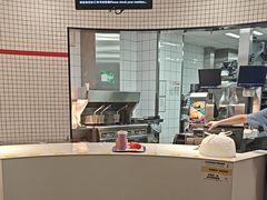 -麦当劳(西客站店)